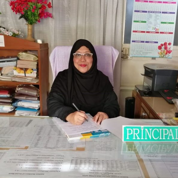 Asma Rashid (Principal of Markaz Academy, Girls')